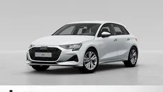 Gletscherweiß metallic Gebraucht 2024 Audi A3 Sportback Advanced Limousine | 28.800 € (Fairer Preis)