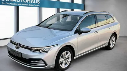 Gebraucht VW Golf VIII Life 116 PS (85 kW) 2024 Silber Kombi