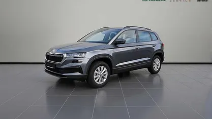 Graphitegrau metallic Neu 2025 Skoda Karoq Selection SUV | 32.990 € (Guter Preis)