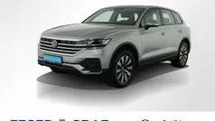 Oyster silver metallic Gebraucht 2024 VW Touareg SUV | 54.840 € (Guter Preis)