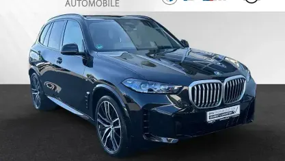 Gebraucht BMW X5 M Sport 489 PS (359 kW) 2025 Black sapphire metallic SUV