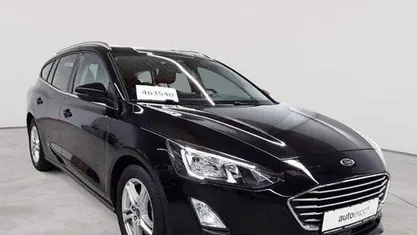 Obsidianschwarz metallic Gebraucht 2020 Ford Focus Cool & Connect Kombi | 11.290 € (Superpreis)