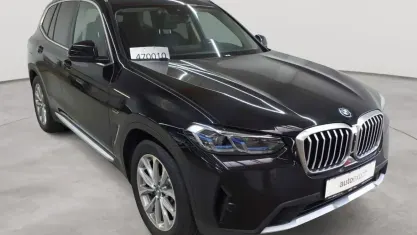 Gebraucht BMW X3 Performance 184 PS (135 kW) 2022 Saphirschwarz metallic SUV