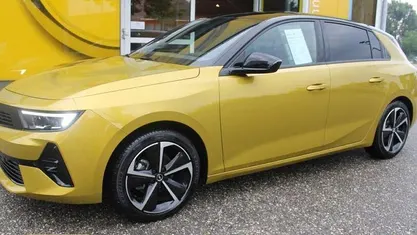 Gebraucht Opel Astra 131 PS (96 kW) 2024 5 türen Limousine