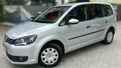 Silber Gebraucht 2013 VW Touran Trendline Van / Kleinbus | 8.900 €