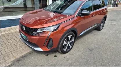 Gebraucht Peugeot 5008 Allure 131 PS (96 kW) 2023 Copper braun SUV