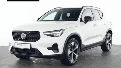 Gebraucht 2025 Volvo XC40 Plus SUV | 37.990 € (Fairer Preis)