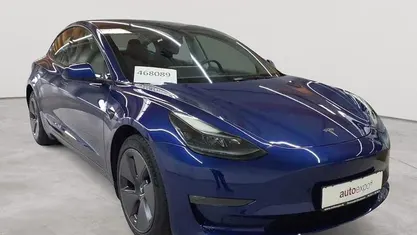 Second-hand Tesla Model 3 365 kW (497 CP) 2022 Albastru Berlinǎ