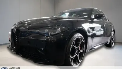 Gebraucht Alfa Romeo Giulia Veloce 280 PS (205 kW) 2024 Schwarz Limousine