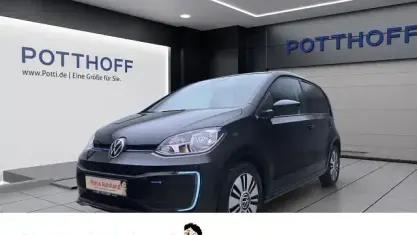 Gebraucht VW e-up! Style 61 kW (83 PS) 2022 Deep black perleffekt Kleinwagen