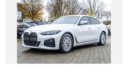 Weiß Gebraucht 2025 BMW 420 Gran Coupé M Sport Coupé | 46.900 € (Fairer Preis)