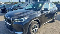 Saphirschwarz (schwarz) Gebraucht 2023 BMW X1 Performance SUV | 36.900 € (Guter Preis)