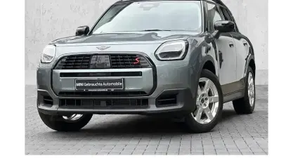 Second-hand Mini Countryman 204 CP (150 kW) 2024 Verde SUV