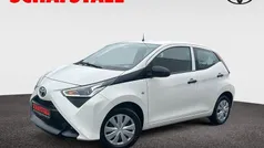 Weiss (white) Gebraucht 2020 Toyota Aygo Kleinwagen | 8.979 € (Guter Preis)