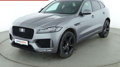 Begagnad Jaguar F-Pace Chequered Flag 250 HK (183 kW) 2021 Grå SUV