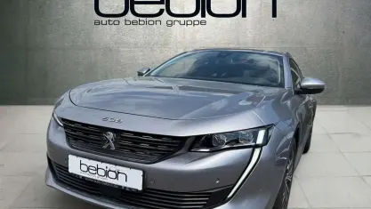 Gebraucht Peugeot 508 Allure 131 PS (96 kW) 2021 Metfa artense silber Kombi