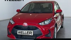 Rot Gebraucht 2023 Toyota Yaris Comfort Kleinwagen | 13.990 € (Guter Preis)