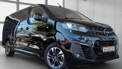 Gebraucht Opel Zafira Life 177 PS (130 kW) 2022 Diamant schwarz/karbon schwarz Van / Kleinbus
