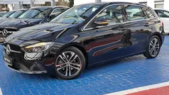 Unilack nachtschwarz Gebraucht 2024 Mercedes B200 Progressive Van / Kleinbus | 30.490 € (Fairer Preis)