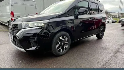 Neu Nissan Townstar 131 PS (96 kW) 2026 Gne black Kombi