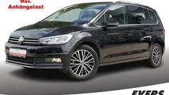 Deep black perleeffekt Gebraucht 2022 VW Touran Highline Van / Kleinbus | 32.930 € (Fairer Preis)