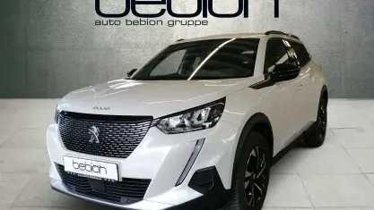 Gebraucht Peugeot 2008 Allure 131 PS (96 kW) 2023 Weiß SUV