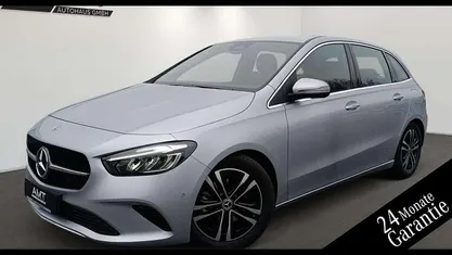 Gebraucht 2024 Mercedes B200 Van / Kleinbus | 31.850 € (Fairer Preis)