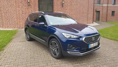 Blau Gebraucht 2019 Seat Tarraco 4Drive SUV | 23.990 € (Fairer Preis)