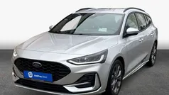Moondust silber metallic Gebraucht 2023 Ford Focus ST-Line X Kombi | 24.550 € (Fairer Preis)