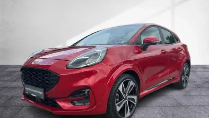 Gebraucht Ford Puma ST-Line X 155 PS (114 kW) 2023 Fantastic red tc SUV