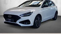 Weiß Gebraucht 2024 Hyundai i30 Advantage Limousine | 20.990 € (Superpreis)