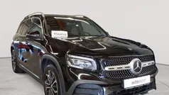 Mercedes GLB220