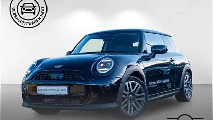 Gebraucht Mini Cooper 156 PS (114 kW) 2024 Schwarz Kleinwagen