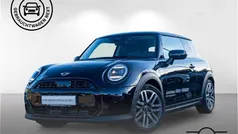 Schwarz Gebraucht 2024 Mini Cooper Kleinwagen | 27.500 € (Fairer Preis)
