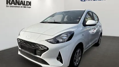 Neu Hyundai i10 Select 63 PS (46 kW) 2025 Weiss Kleinwagen