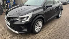 Schwarz Gebraucht 2023 Renault Captur Evolution SUV | 20.499 € (Fairer Preis)
