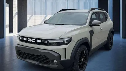 Beige Gebraucht 2025 Dacia Duster Journey Limousine | 24.800 € (Fairer Preis)