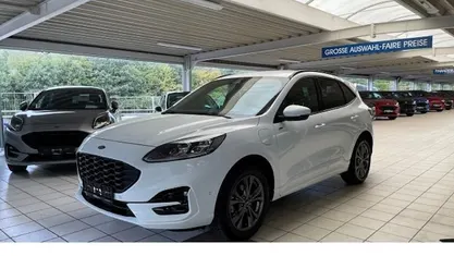 Weiss Gebraucht 2022 Ford Kuga ST-Line X SUV | 25.981 € (Fairer Preis)