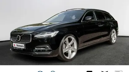 Gebraucht Volvo V90 Momentum 197 PS (144 kW) 2021 Schwarz Kombi