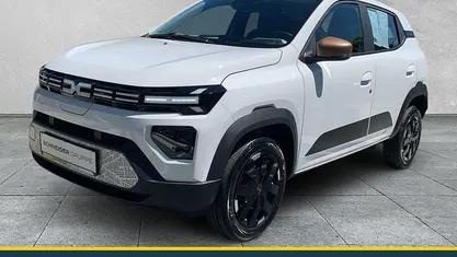 Kaolinweiß Gebraucht 2025 Dacia Spring Extreme Kleinwagen | 17.490 € (Fairer Preis)