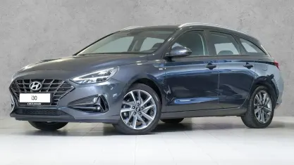 Gebraucht Hyundai i30 Trend 160 PS (117 kW) 2024 Dark knight Kombi