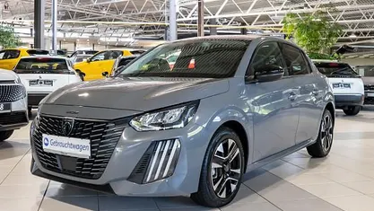 Usata Peugeot 208 Allure 101 CV (74 kW) 2025 Grigio Utilitaria
