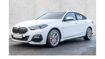 Gebraucht BMW 220 M Sport 178 PS (130 kW) 2024 Weiß Coupé