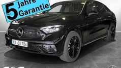Metalliclack obsidianschwarz Gebraucht 2024 Mercedes GLC300 AMG SUV | 77.899 €
