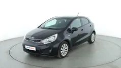 Schwarz Gebraucht 2014 Kia Rio FIFA World Cup Edition Limousine | 7.700 € (Fairer Preis)