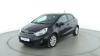 Schwarz Gebraucht 2014 Kia Rio FIFA World Cup Edition Limousine | 7.700 € (Fairer Preis)