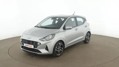 Gebraucht Hyundai i10 Trend 84 PS (61 kW) 2021 Grau Kleinwagen