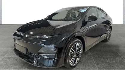 Schwarz Gebraucht 2025 XPENG G6 RWD Long Range SUV | 36.145 € (Fairer Preis)