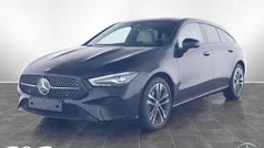 Metalliclack kosmosschwarz Gebraucht 2024 Mercedes CLA180 Shooting Brake Progressive Kombi | 31.890 € (Fairer Preis)