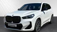Mineralweiss metallic Gebraucht 2023 BMW iX1 Comfort Edition SUV | 43.430 € (Fairer Preis)